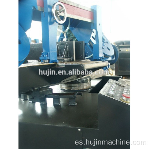 Máquina cortadora de metales con sierra de cinta en ángulo giratorio